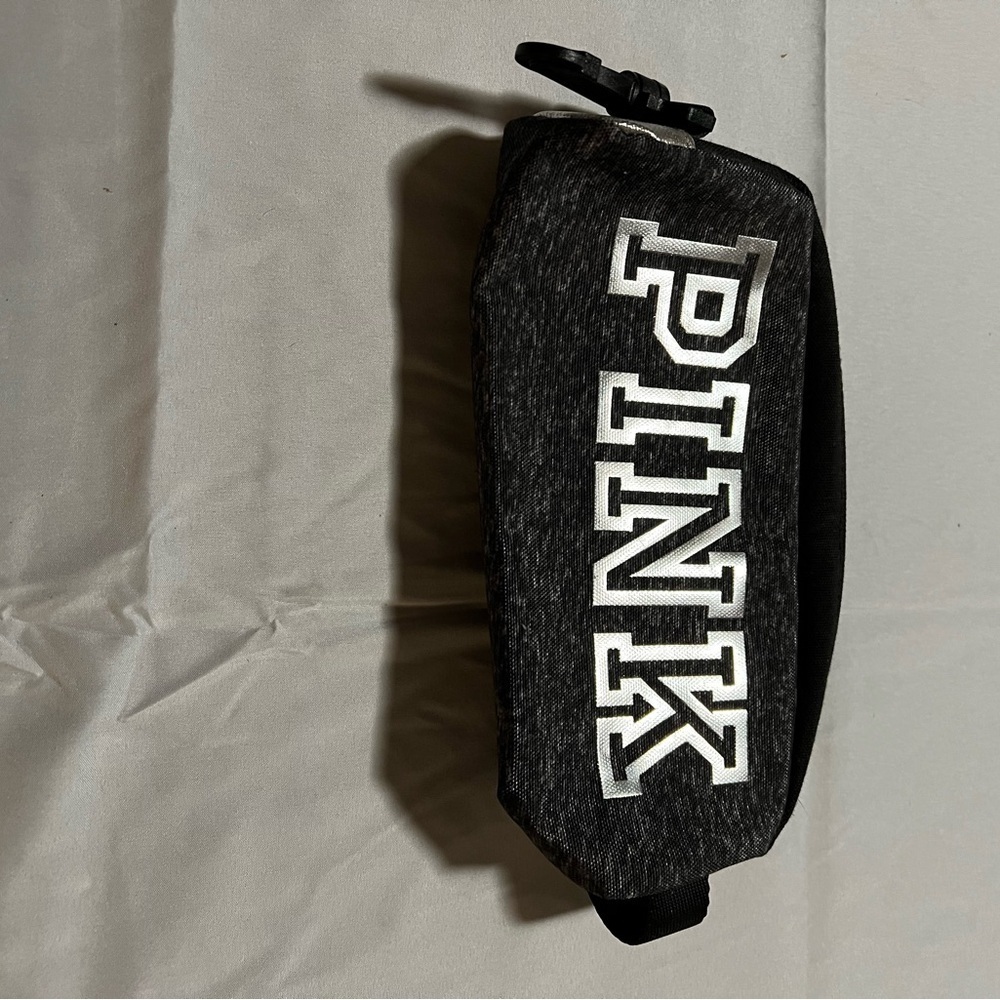 PINK & Mario Badescu Makeup Toiletry Bags - Picture 9 of 9